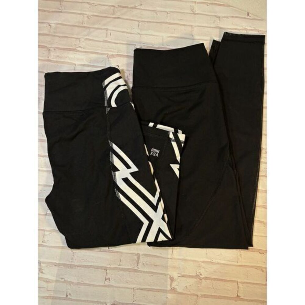 Victoria's Secret Sport Knockout Black/ Criss Cross Leggings Size Medium 2 pairs